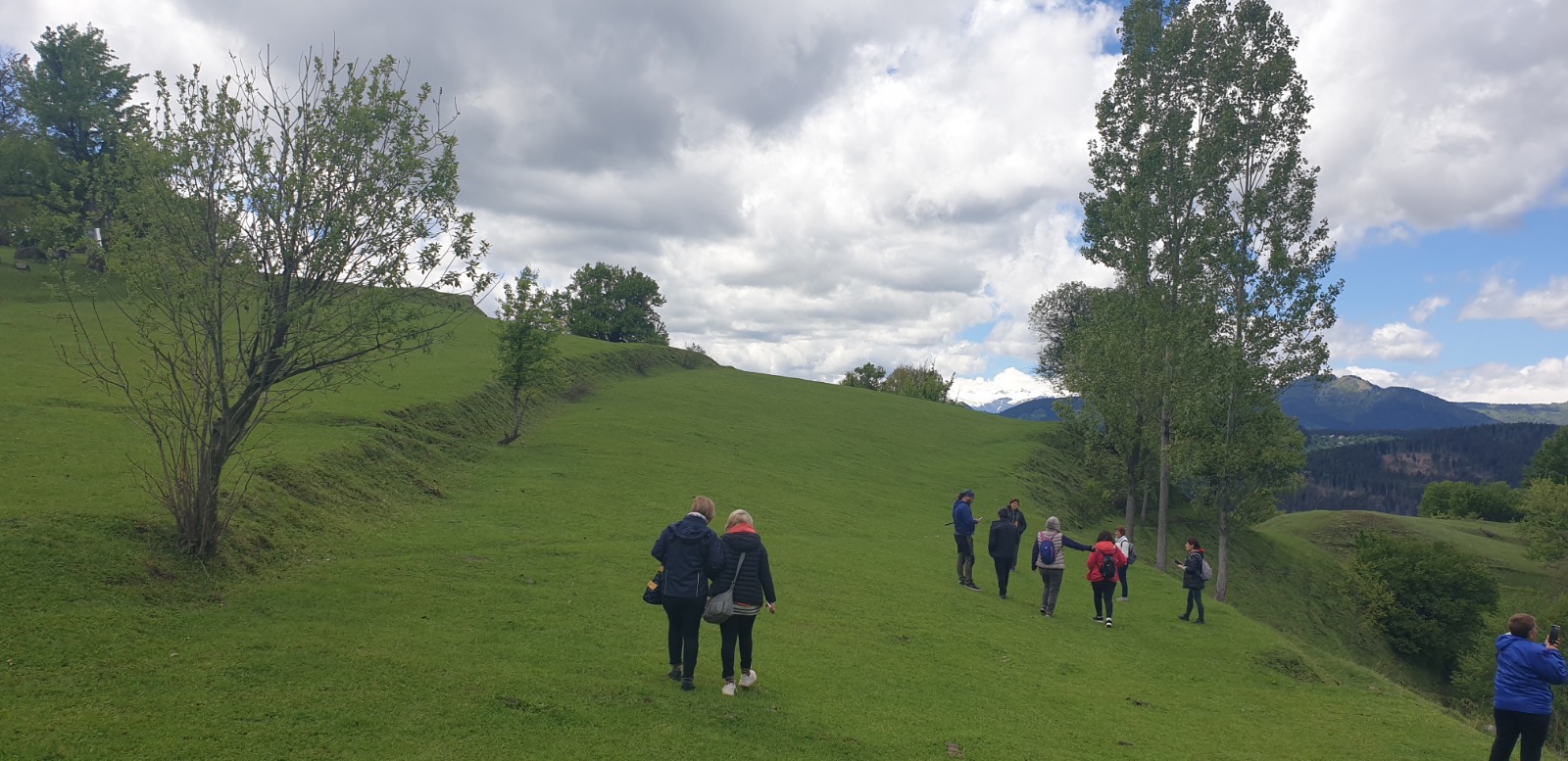 İZMİR ÇIKIŞLI KARADENİZ & DOYA DOYA ŞAVŞAT  TURU