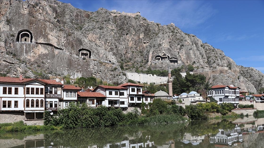 Gece Çıkışlı Günübirlik Amasya Turu